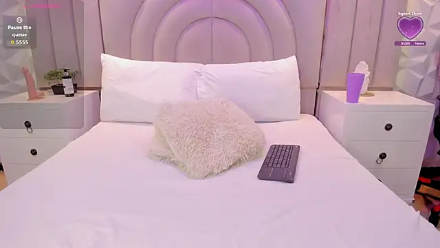 celestebellmont online show from 23, 10, 2025