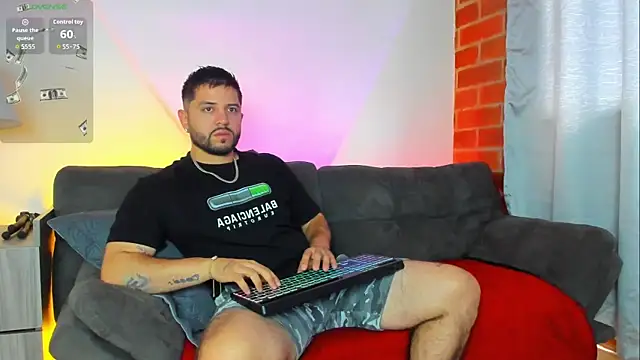 TomSloam online show from 15, 10, 2025