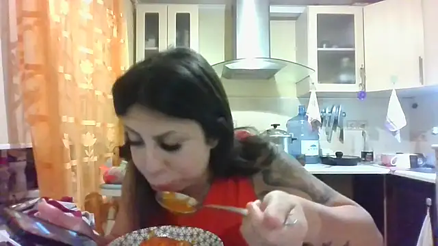 QueenMomyS online show from 18, 10, 2025