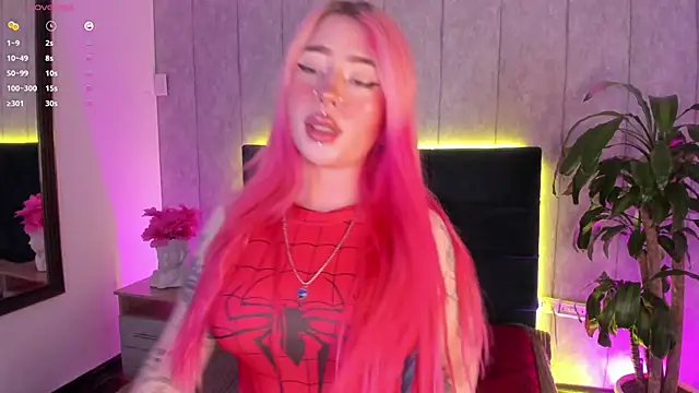 diamond pink  online show from 27, 9, 2025