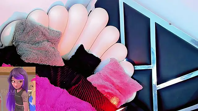 latina dollsex online show from 4, 11, 2025