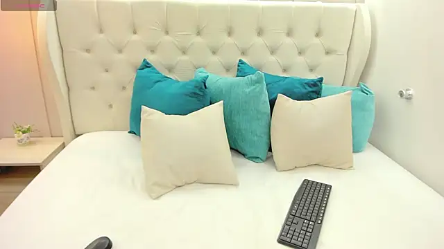 ivy aoki online show from 3, 10, 2025