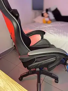 zamir333 online show from 12, 5, 2026