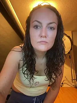 Snapshot of sexybriiiixoxo chatting on 12, 5, 2026 sexybriiiixoxo online show from 12, 5, 2026