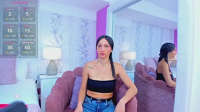 MarilynWild online show from 30, 10, 2025