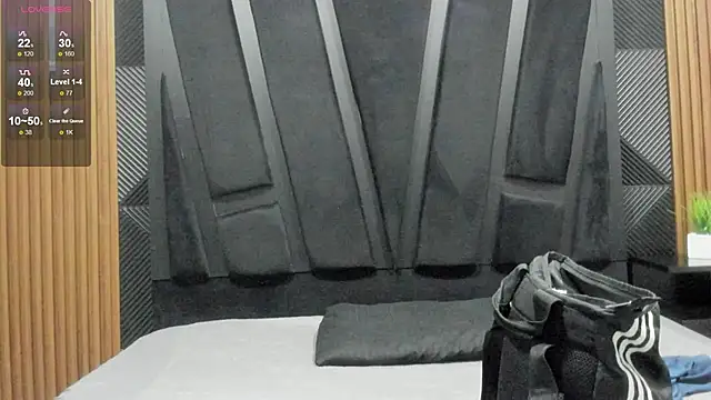 Snapshot of Valka_Ross chatting on 31, 10, 2025 Valka Ross online show from 31, 10, 2025