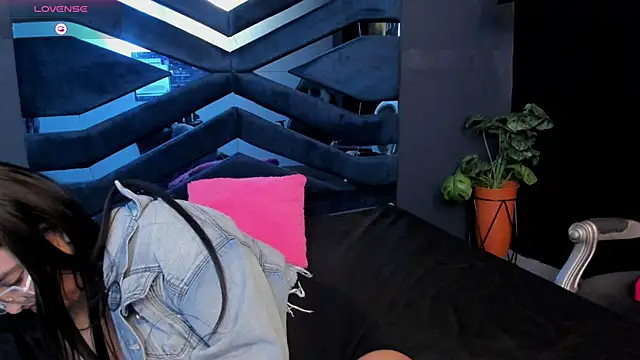 Snapshot of Valka_Ross chatting on 13, 11, 2025 Valka Ross online show from 13, 11, 2025