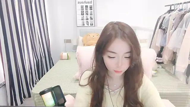 Snapshot of Gardenia-222 chatting on 12, 10, 2025 Gardenia-222 online show from 12, 10, 2025