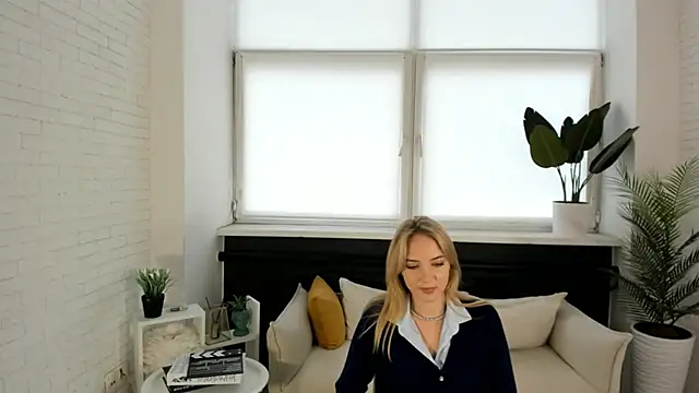 RanaeLaine online show from 27, 9, 2025