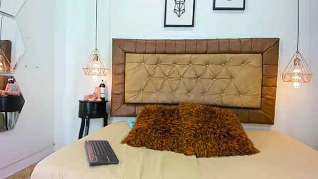 hannarose1208 online show from 6, 11, 2025