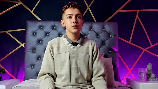 Lian Miller1  online show from 10, 11, 2025