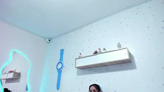 SamannthaOlsen online show from 7, 10, 2025