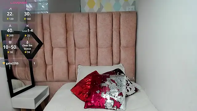 Issa Milf   online show from 30, 3, 2026