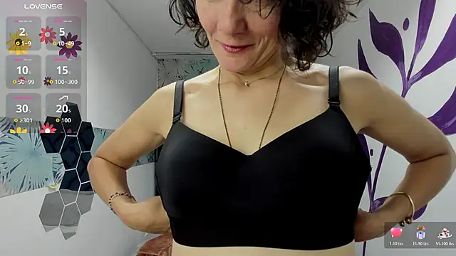 Valery More   online show from 2, 12, 2025