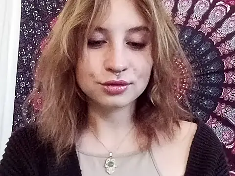 Snapshot of AdalynKiss chatting on 3, 10, 2025 AdalynKiss online show from 3, 10, 2025