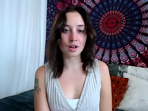 AdalynKiss online show from 28, 10, 2025