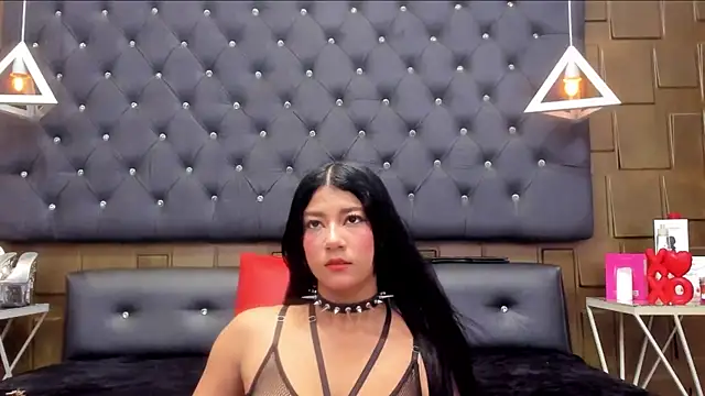 Snapshot of AmbarMonroe chatting on 27, 4, 2026 AmbarMonroe online show from 27, 4, 2026