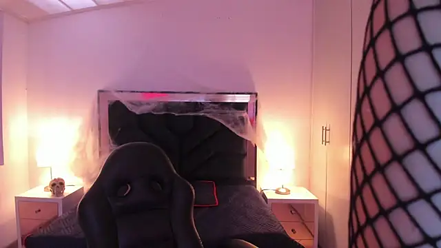 SusanVilla online show from 31, 10, 2025