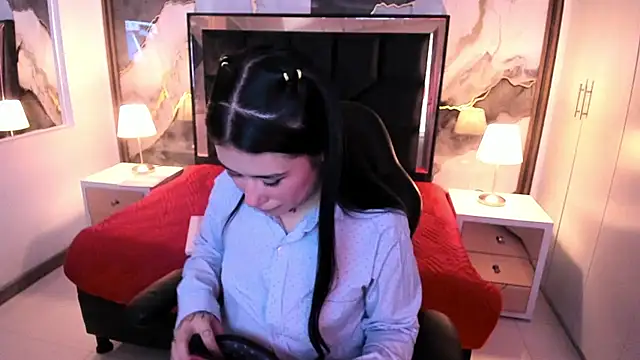 SusanVilla online show from 22, 11, 2025