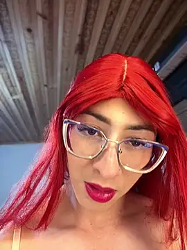 Snapshot of NICOLLE__12 chatting on 21, 4, 2026 NICOLLE 12 online show from 21, 4, 2026