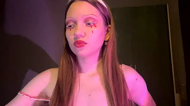 EmiIyKitty online show from 30, 10, 2025