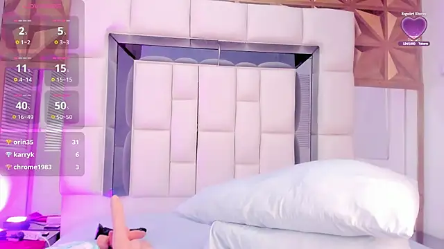 violet milleer online show from 20, 10, 2025