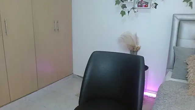 mia star 2 online show from 20, 4, 2026