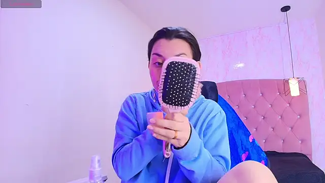 Iris  77 online show from 11, 10, 2025