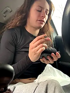 GoldenPussy1329 online show from 8, 1, 2026