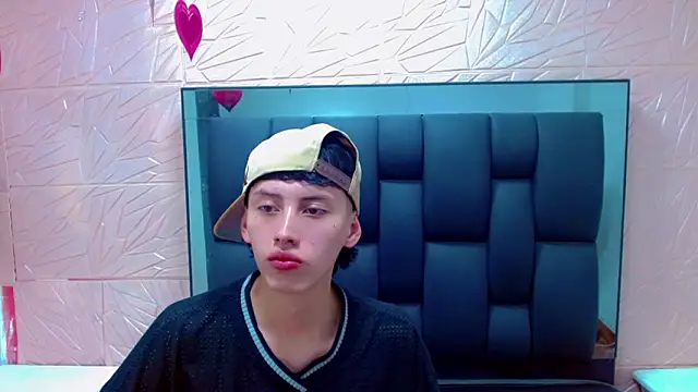 thaigo twink38 online show from 15, 2, 2026