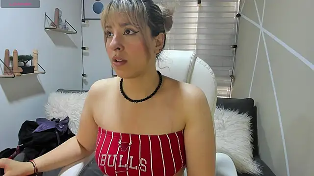 sophialyh 1 online show from 25, 11, 2025