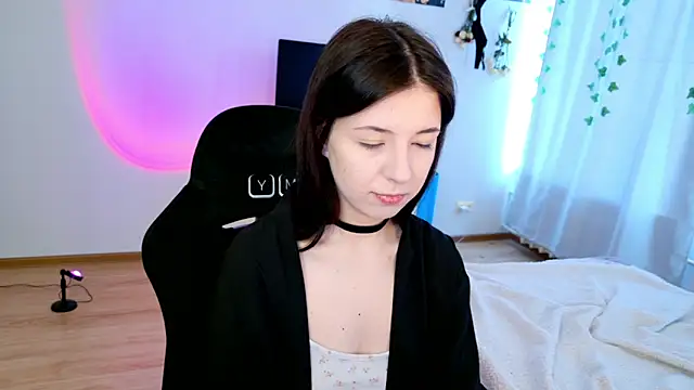 Azaliya Haze online show from 28, 3, 2026