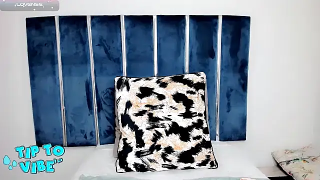 INDIANROMANCE online show from 18, 2, 2025