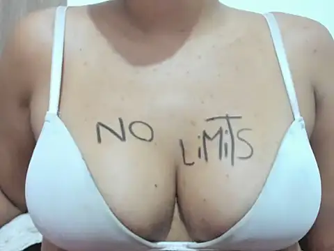 Valentinahot7 online show from 10, 10, 2025