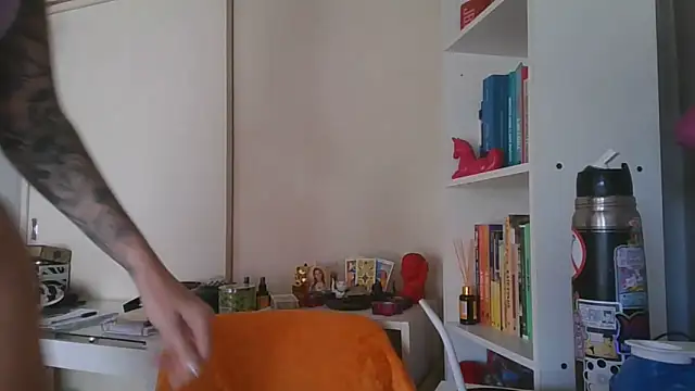 dandanbarr online show from 23, 4, 2026