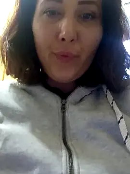 Snapshot of SeleettaNi chatting on 2, 10, 2025 SeleettaNi online show from 2, 10, 2025