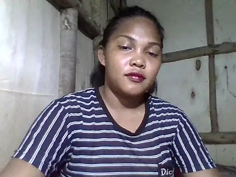 Snapshot of sweetlexypinay19 chatting on 16, 5, 2026 sweetlexypinay19 online show from 16, 5, 2026