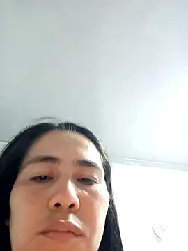 single-mother-indecent- online show from 31, 10, 2025