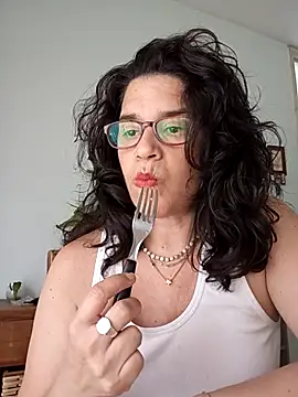 MoritaSalvaj online show from 14, 10, 2025