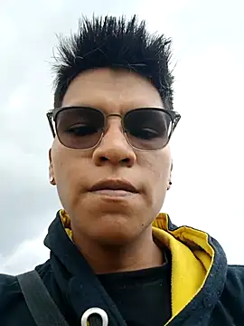 Damian-1-5 online show from 4, 10, 2025