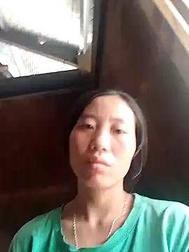 pham-xinh01 online show from 3, 10, 2025