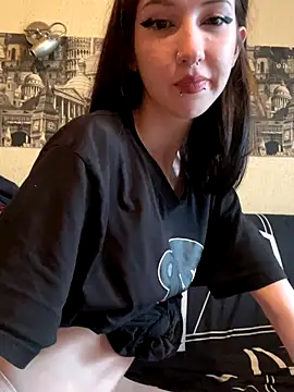 Snapshot of Shiba_Miyuki_ chatting on 5, 10, 2025 Shiba Miyuki online show from 5, 10, 2025