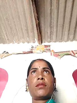 Snapshot of Maya_Rajput5 chatting on 4, 10, 2025 Maya Rajput5 online show from 4, 10, 2025
