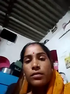 Snapshot of Maya_Rajput5 chatting on 6, 10, 2025 Maya Rajput5 online show from 6, 10, 2025