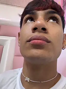 Snapshot of cherub_ chatting on 6, 1, 2026 cherub online show from 6, 1, 2026