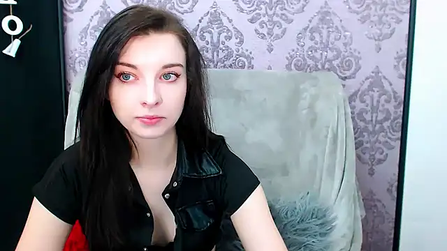 DominantLuna online show from 3, 2, 2026