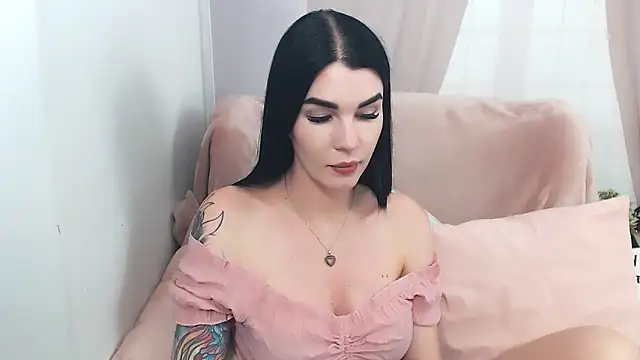 Snapshot of SofiiaBeauty chatting on 13, 6, 2026 SofiiaBeauty online show from 13, 6, 2026