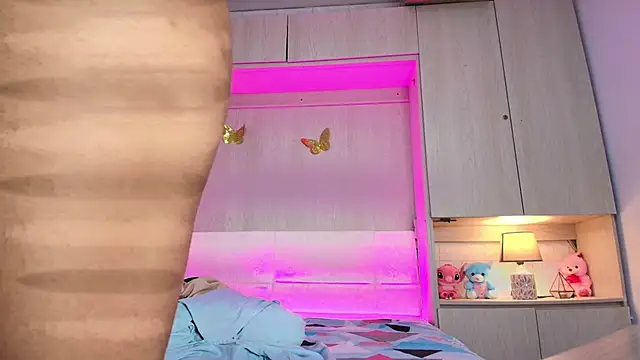 Snapshot of ChloeWiillow chatting on 16, 7, 2026 ChloeWiillow online show from 16, 7, 2026