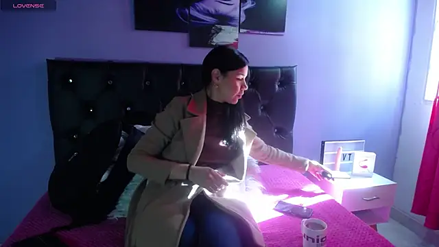 Jazmin ny online show from 25, 11, 2025