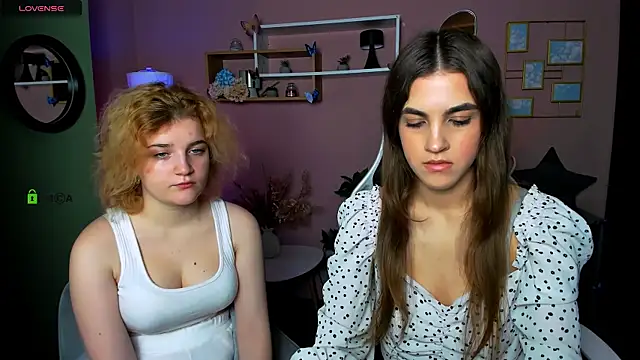 Snapshot of lina_fox12 chatting on 16, 12, 2025 lina fox12 online show from 16, 12, 2025